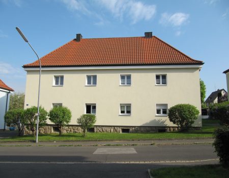 Paul-Straub-Str. 9